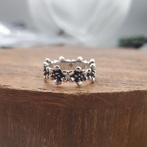 Elegant Tone Silver Crown Floral Ring Size 7 R824